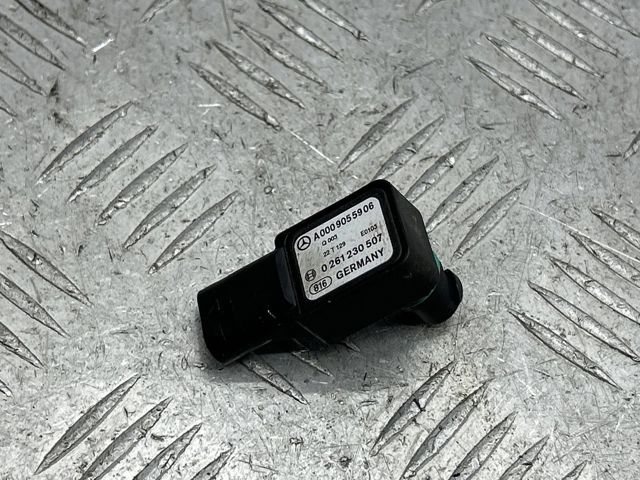 MERCEDES A0009055906 Датчик давления наддува в наличии Чернигов