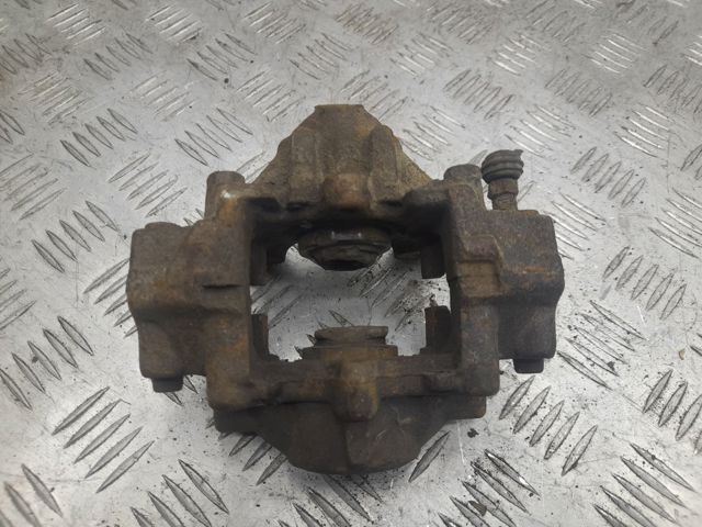 Задний правый суппорт A0014205183 MERCEDES