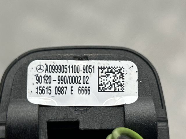 Блок кнопочных переключателей рулевого колеса A0999051100 MERCEDES