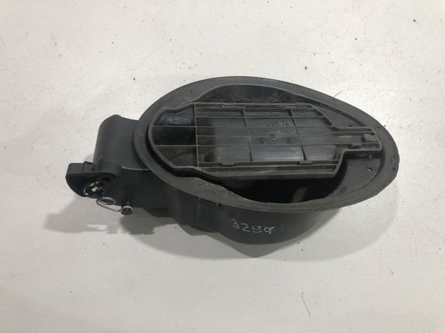 Заливная горловина топливного бака A1646300867 MERCEDES