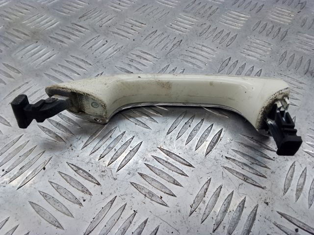 Ручка двери передней наружная левая A16476005709650 MERCEDES