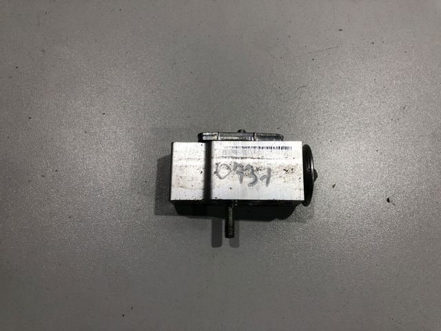 Клапан расширительный A1648300084 MERCEDES