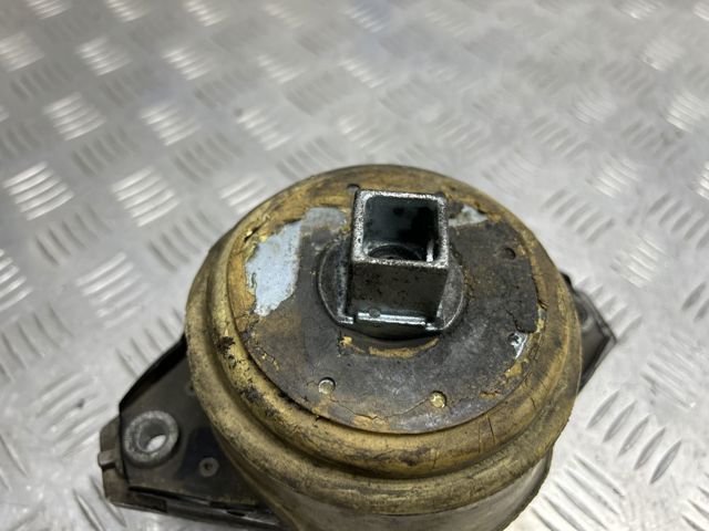 MERCEDES A1662406117 Правая подушка двигателя в наличии Одесса