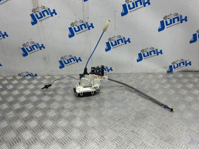 Внутренний дверной замок A1667200435 MERCEDES