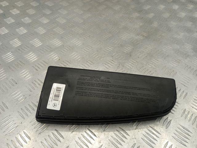 Подушка переднего сиденья A1668600402 MERCEDES