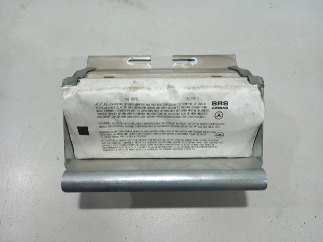 Подушка безопасности, пассажирская A1688600605 MERCEDES