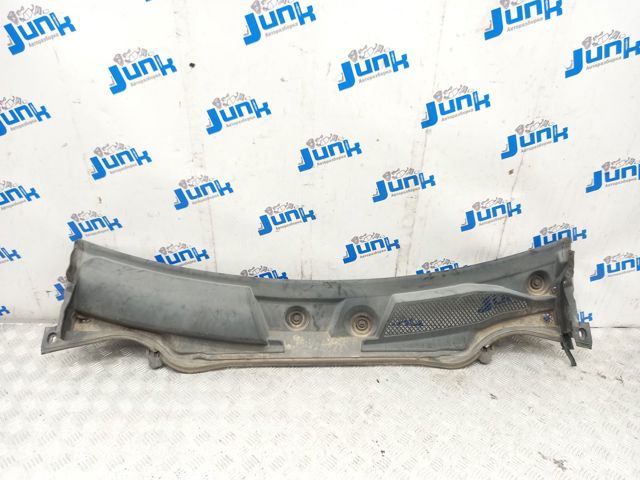 Водосток лобового стекла, жабо A1768300013 MERCEDES