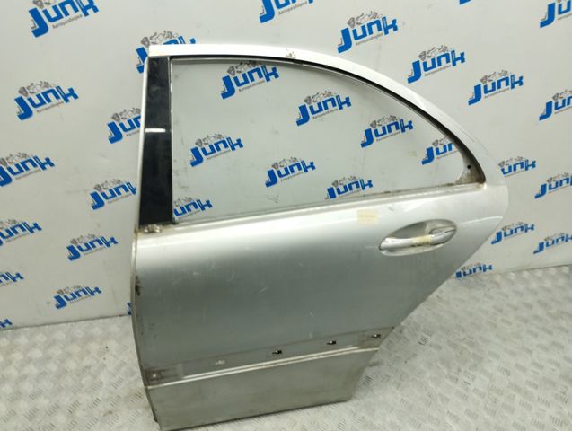 Задняя левая дверь A2037300705 MERCEDES
