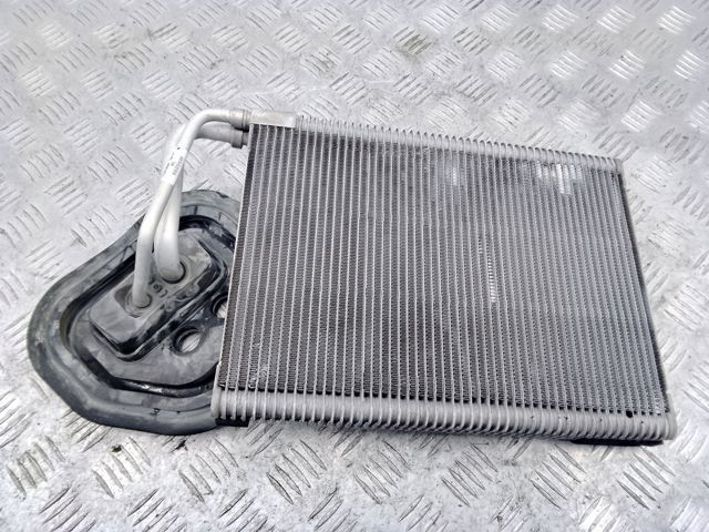 Испаритель кондиционера Mercedes E