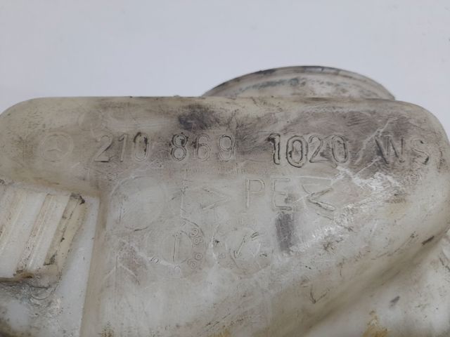 Бачок омывайки A2108691020 MERCEDES