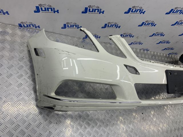 Бампер на авто A2128801240 MERCEDES