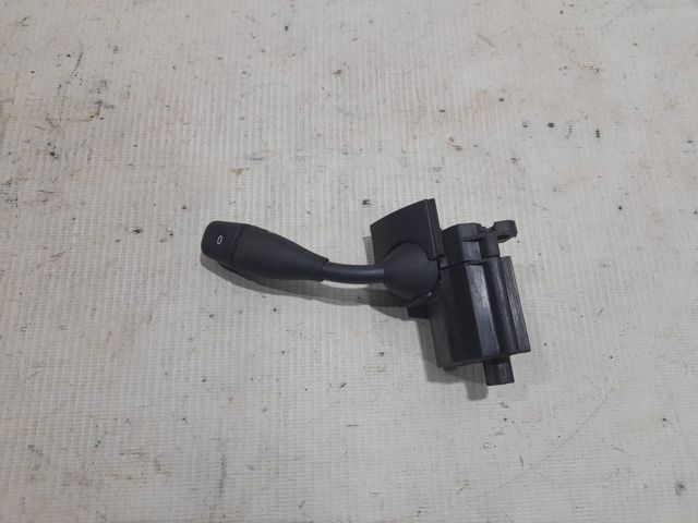 Левый подрулевой переключатель A2205450022 MERCEDES