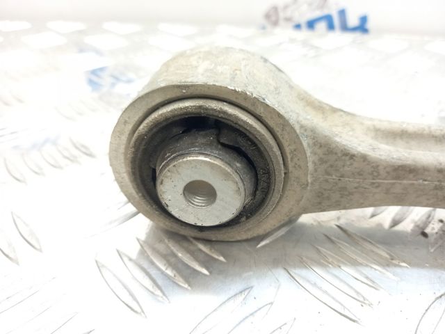 MERCEDES A2213309007 Рычаг передней подвески верхний правый в наличии Киев