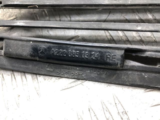 Оправа туманки A2228850324 MERCEDES