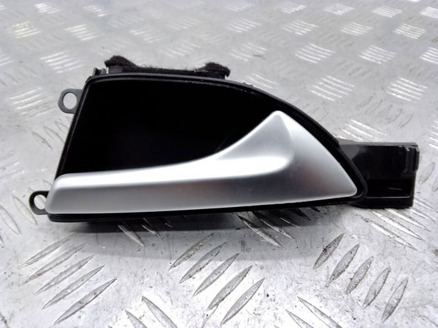 Ручка двери передней внутренняя правая A24676000619051 MERCEDES