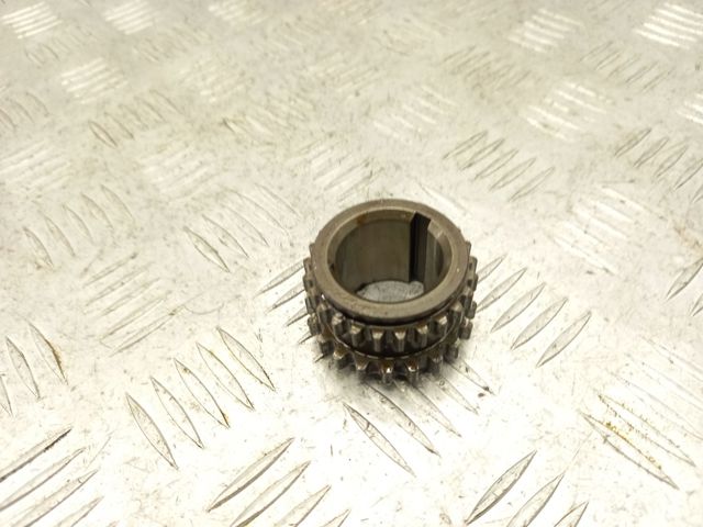 Звездочка-шестерня привода коленвала двигателя A2700520100 MERCEDES