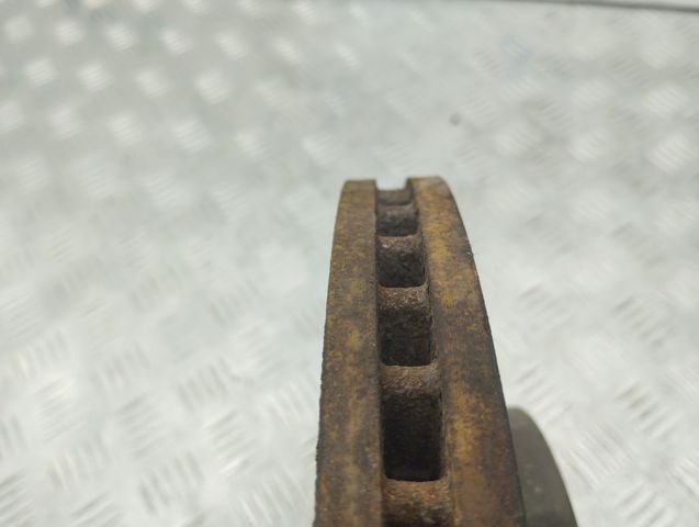 MAZDA B45G33251A Передние тормозные диски в наличии Тернополь
