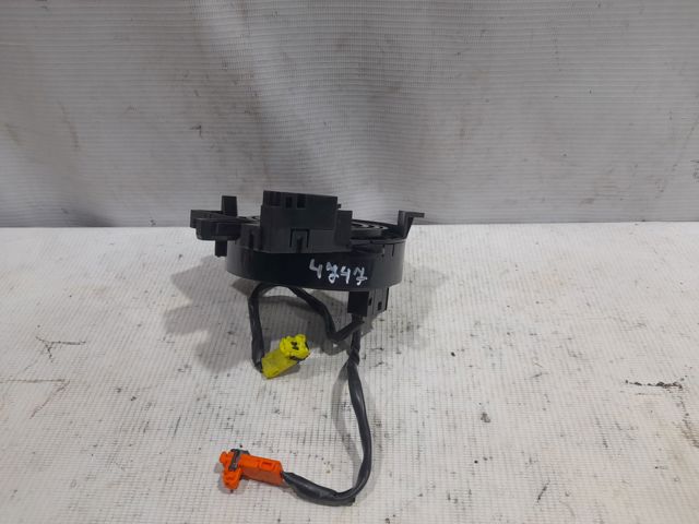 Кольцо AIRBAG контактное, шлейф руля B55546FK1A NISSAN