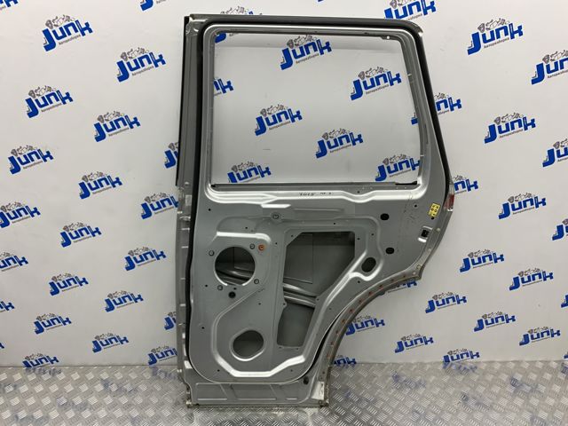 Дверь задняя, правая BFA790080 LAND ROVER