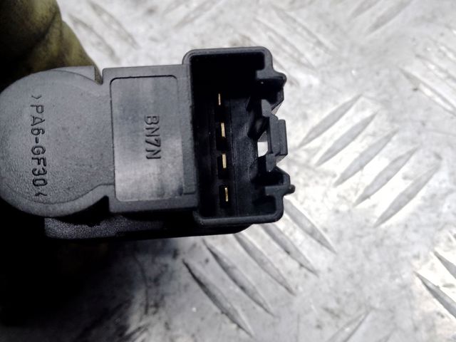 MAZDA BN7N66490A Датчик стоп сигнала в наличии Киев