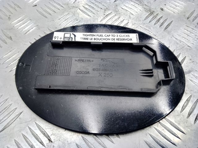 Лючок топливного бака C2Z13770 JAGUAR