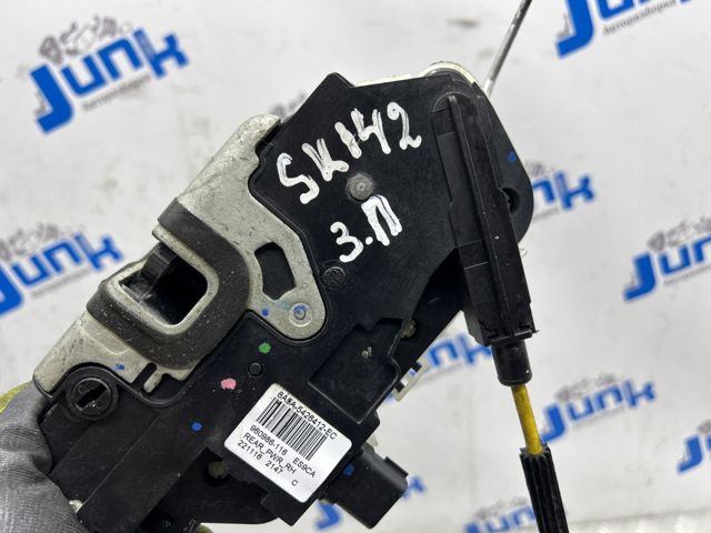Замок двери задней правой DG1Z5426412A FORD