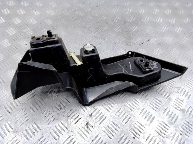 Левый кронштейн заднего бампера DS7Z17D943A FORD