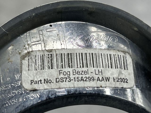 DS7Z17E811AA FORD Ободок (окантовка) фары противотуманной левой купить в Черновцы