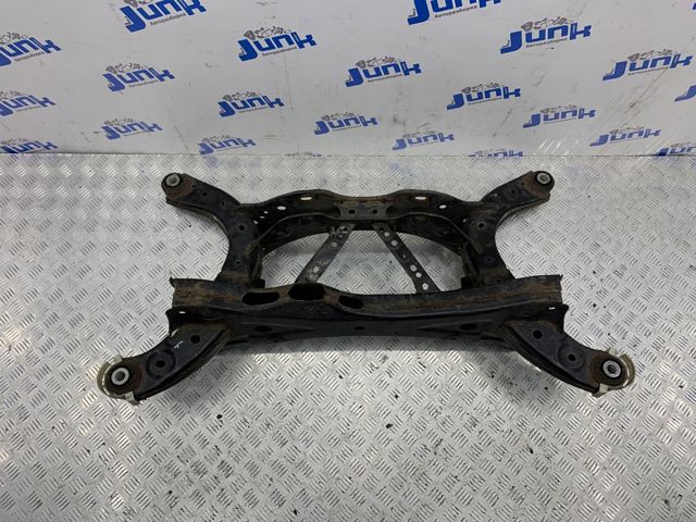 Балка задней подвески поперечная GHP92880XE MAZDA