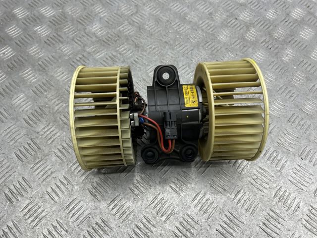 Электродвигатели (электродвигатель отопителя) или розетка прицепа штепсельная Бмв 5