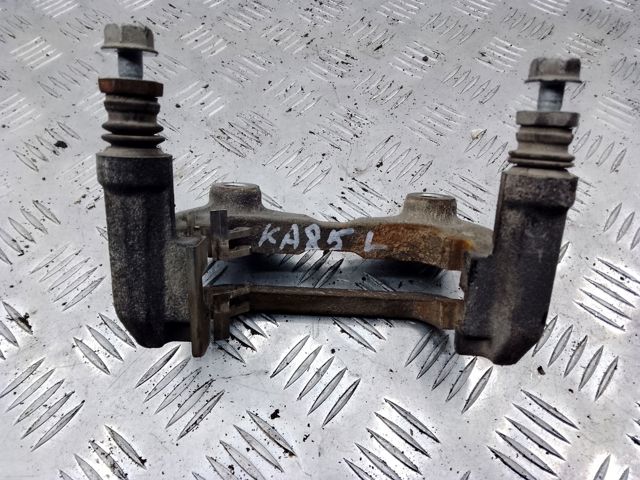 MAZDA KAY02629X Скоба тормозного суппорта заднего в наличии Павлоград