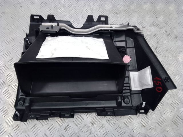 MAZDA KB7W64030A02 Ящик перчаточный (бардачок) в наличии Кривой Рог