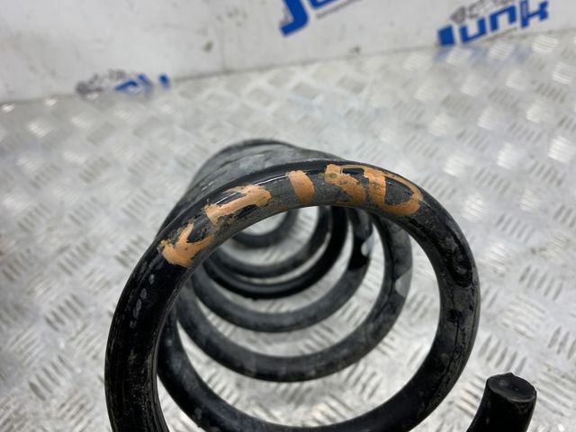 Пружина подвески задняя KB8B28011A MAZDA