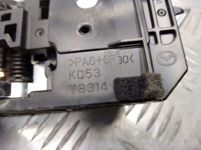 Ручка двери правой, внутренняя, перед/зад KD5358330E MAZDA