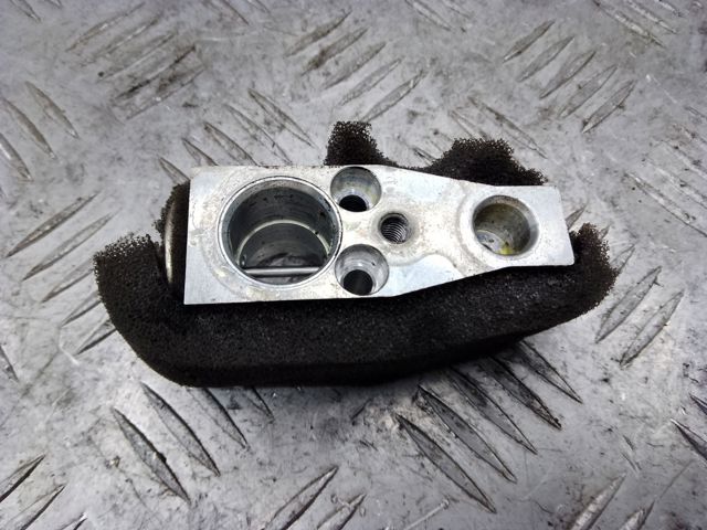 Клапан TRV, кондиционера KF0361J14 MAZDA