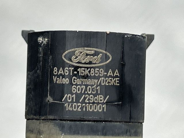 LR010927 LAND ROVER Датчик сигнализации парковки (парктроник) передний купить в Чернигов