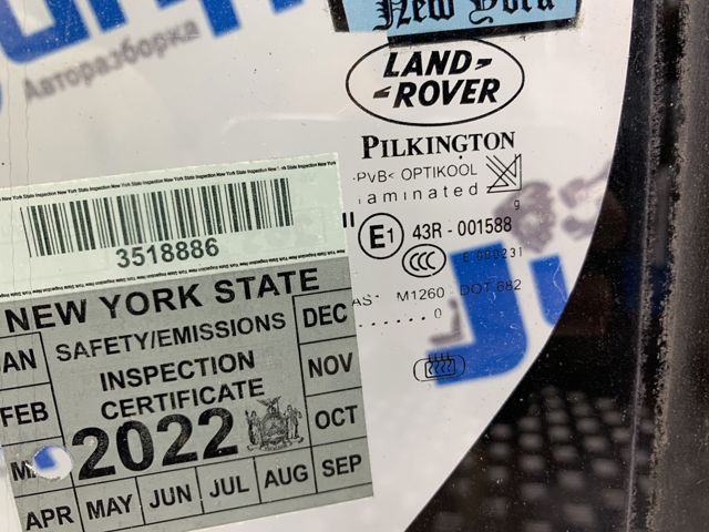 Переднее стекло LR013799 LAND ROVER