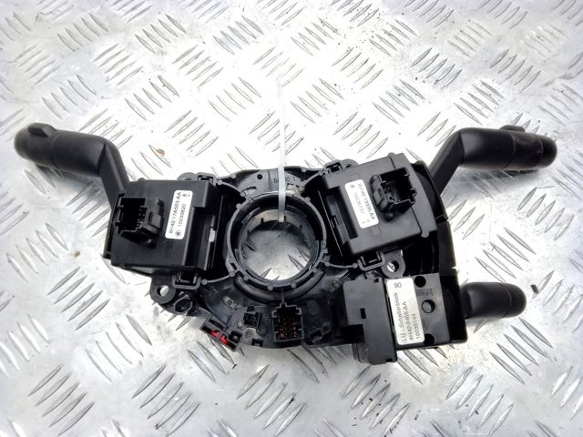 Переключатель подрулевой LR016973 LAND ROVER
