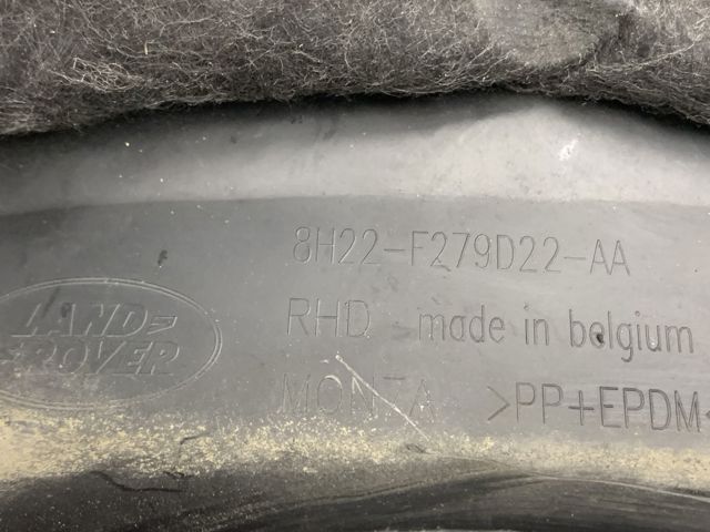 Подкрылок задний левый LR020471 LAND ROVER