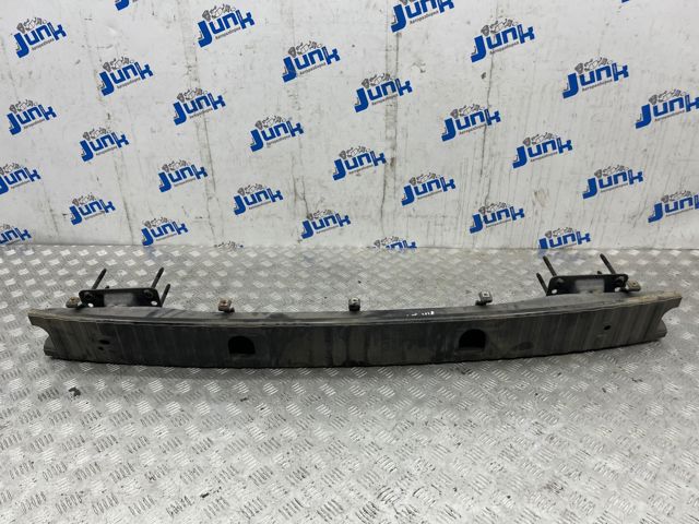Буфер бампера заднего LR021048 LAND ROVER