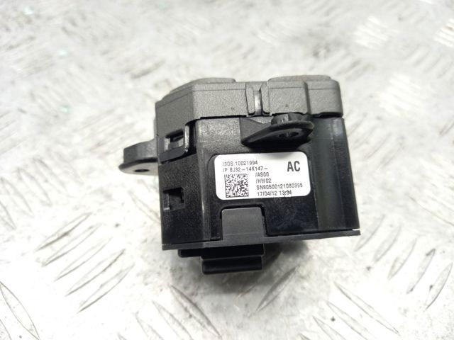 LR025895 LAND ROVER купить в Одесса
