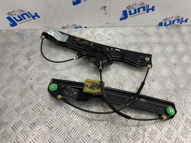 Механизм стеклоподъемника двери передней, правой LR026708 LAND ROVER