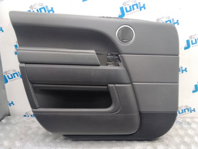 Облицовка водительской двери LR047097 LAND ROVER