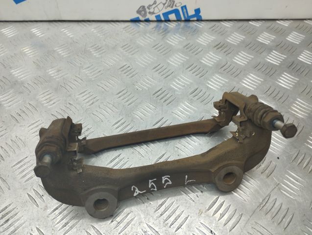 LR051628 Скоба тормозного суппорта переднего купить Кривой Рог