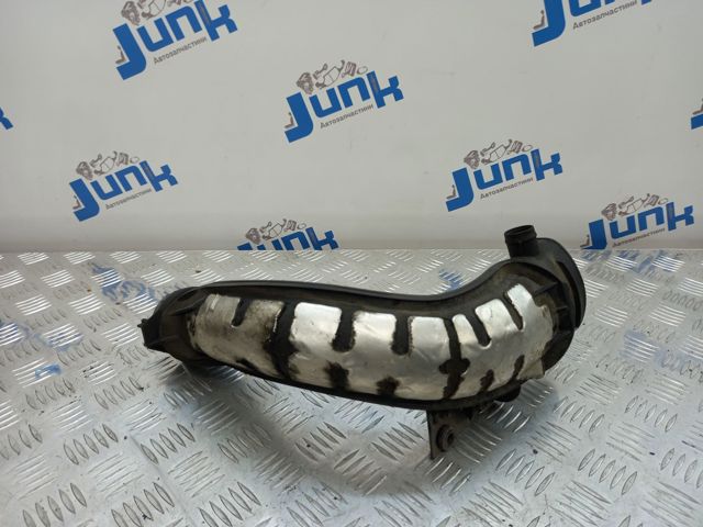 LAND ROVER LR056238 Патрубок воздушный, вход в турбину (наддув) в наличии Тернополь