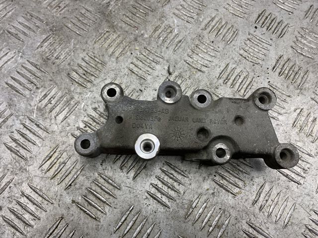 Крепление генератора LR056659 LAND ROVER