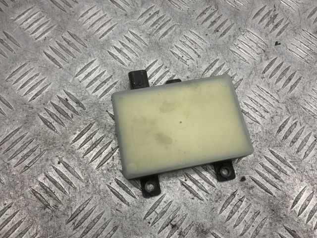 LAND ROVER LR061039 Датчик контроля мертвой зоны задний в наличии Украина