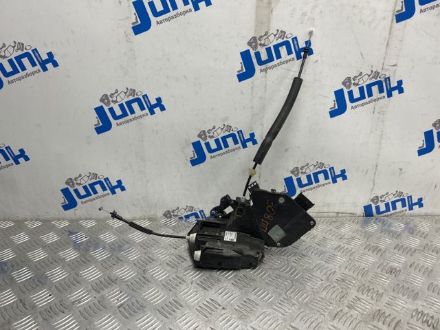 Внутренний дверной замок LR063609 LAND ROVER