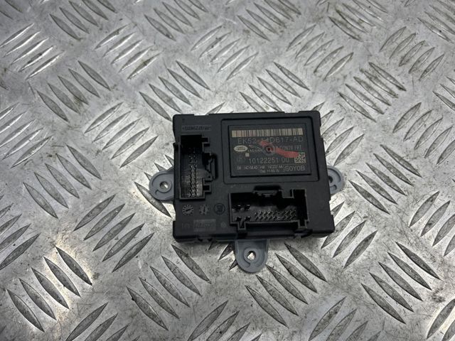 LR072196 LAND ROVER купить в Тернополь
