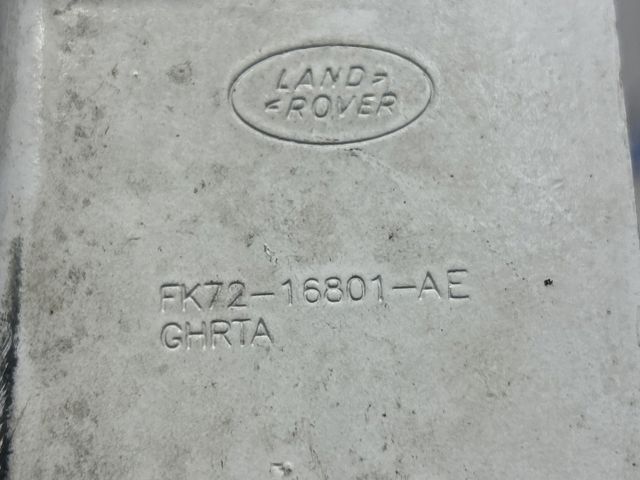 Левая петля капота LR075406 LAND ROVER